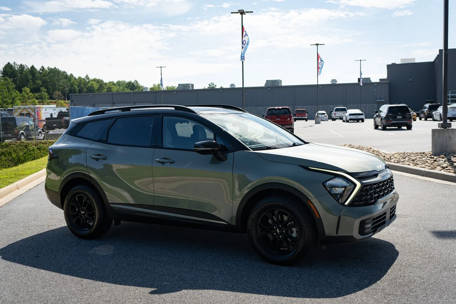 Used 2023 Green Kia X-Pro image 12