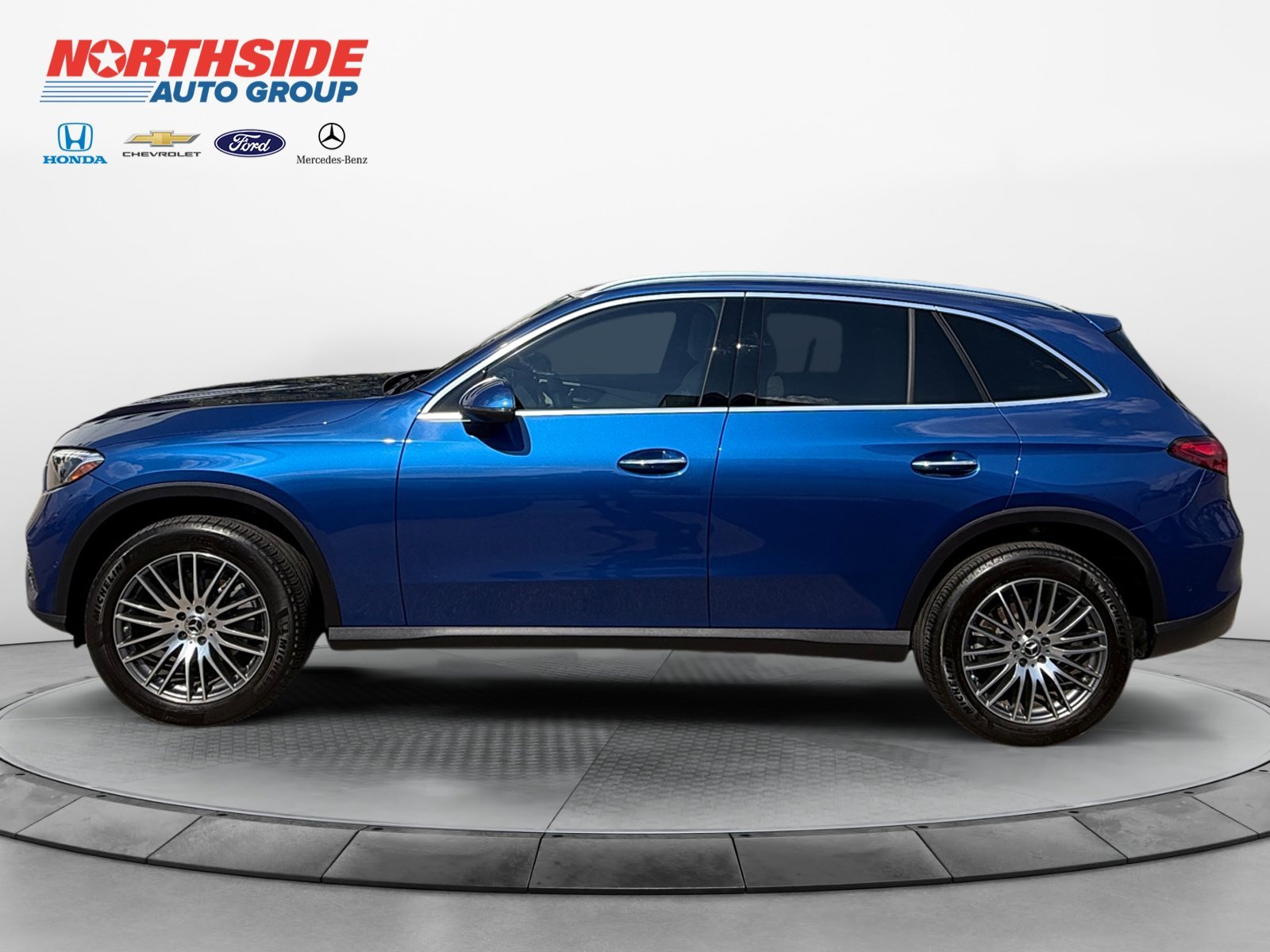 New 2026 Starling Blue Metallic Mercedes-Benz GLC 300 image 29