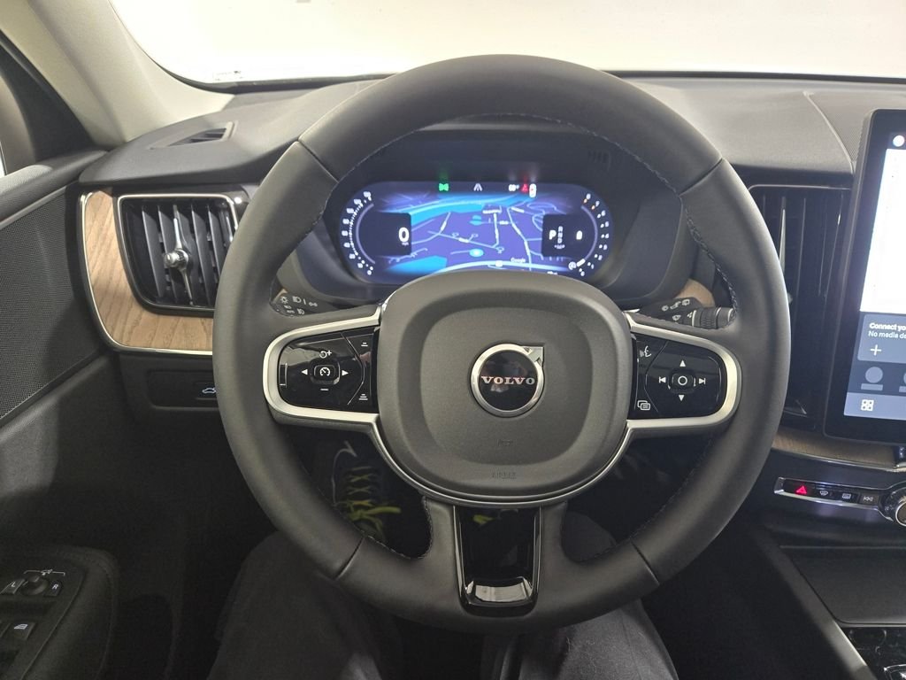 2026 Volvo XC60 Plus - Photo 11