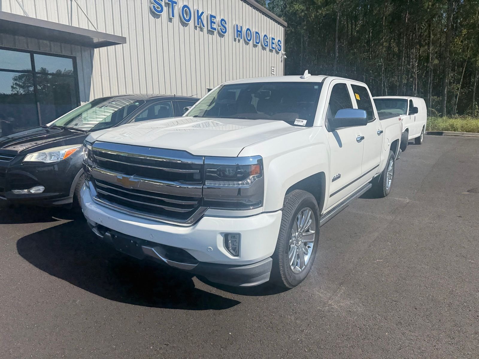 Used 2017 Beige Chevrolet High Country image 3