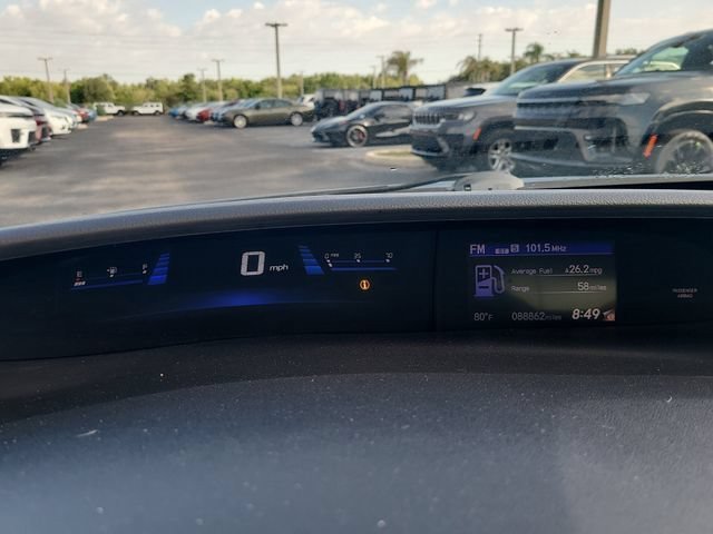 Used 2015  Honda EX image 30