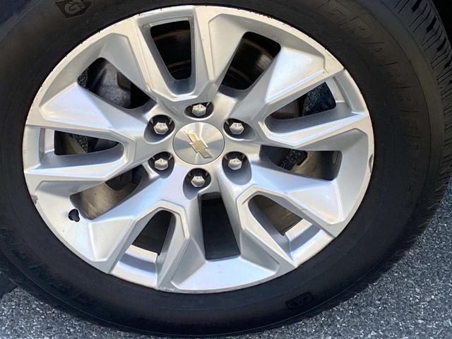 Used 2021 White Chevrolet Custom image 19