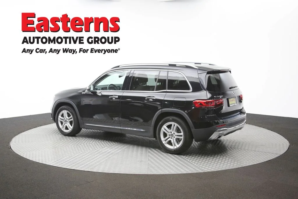 Used 2022 Black Mercedes-Benz GLB 250 image 63