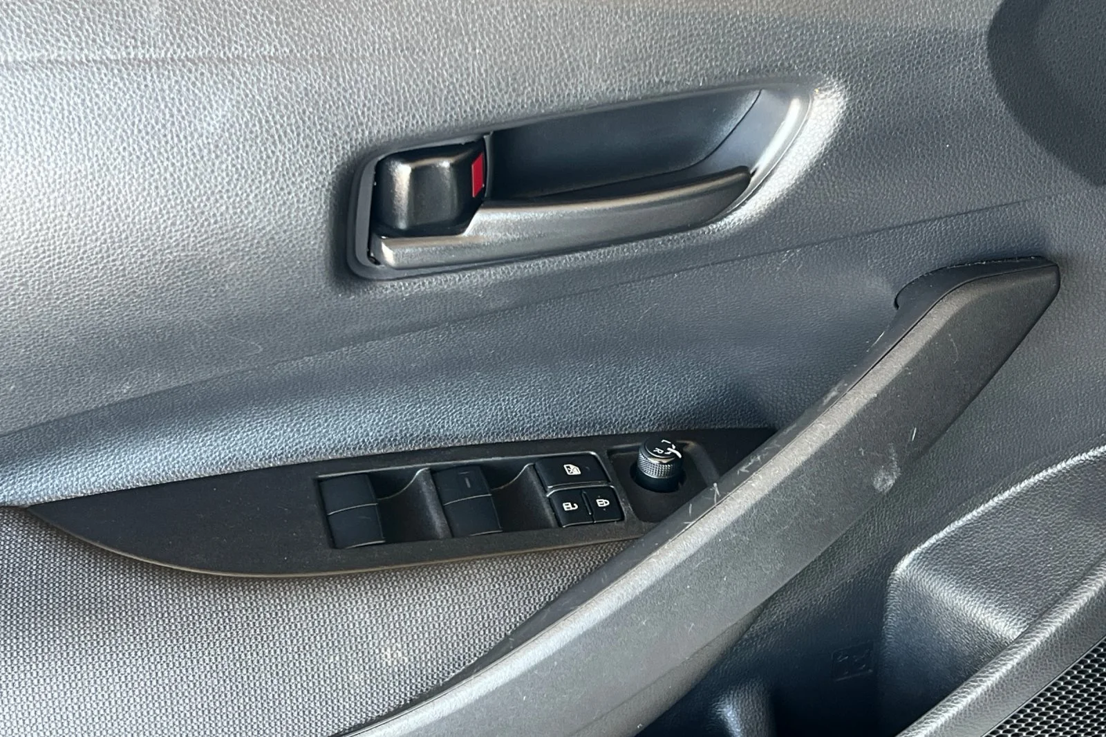 Certified Used 2025 Silver Toyota LE image 11
