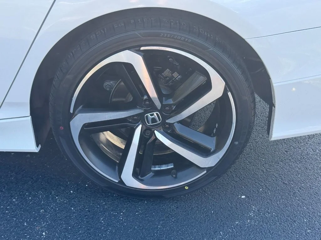Used 2022 White Honda Sport image 10