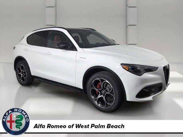 2026 Alfa Romeo Stelvio Base