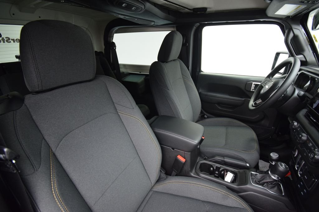 New 2026 Black Clear-Coat Exterior Paint Jeep Sport image 17