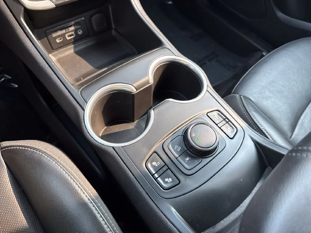 Used 2022 Red GMC SLT image 20