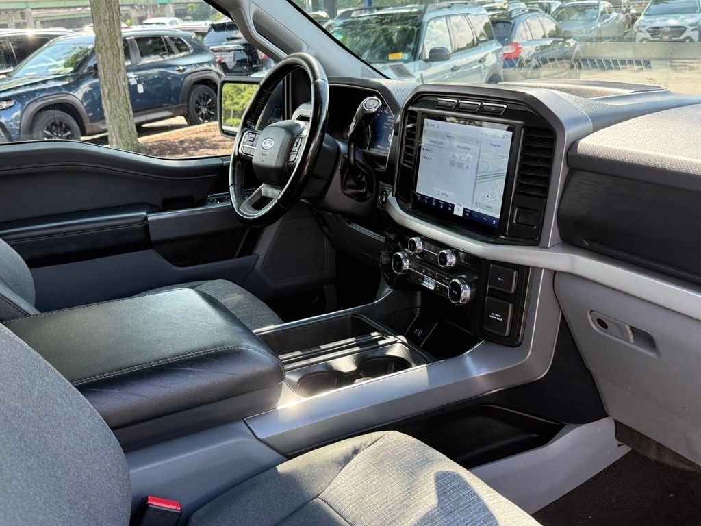 Used 2022 White Ford XLT image 26