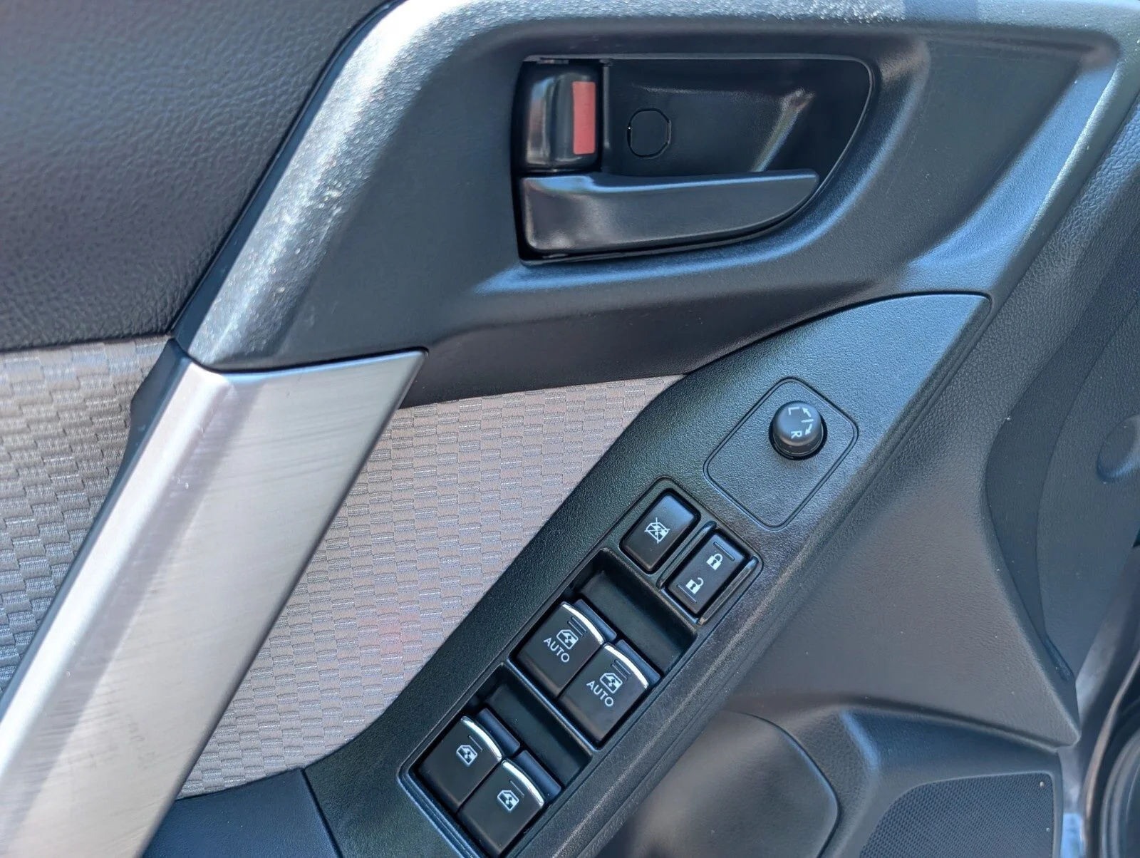 Used 2018 Gray Subaru 2.5i image 20