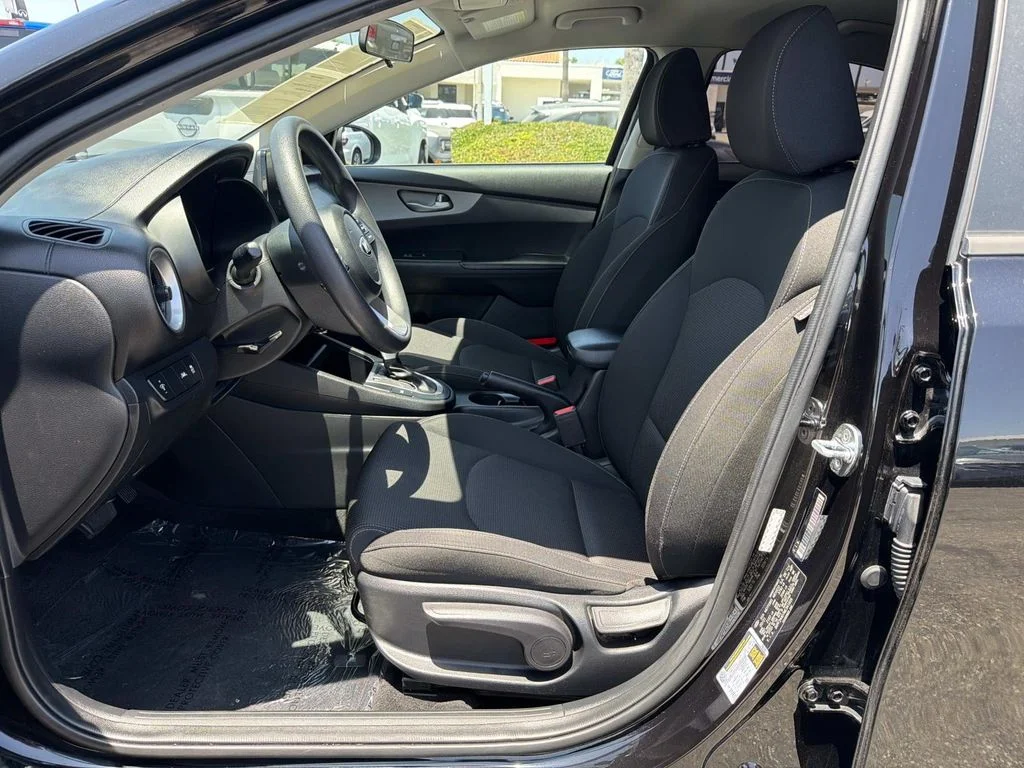 Used 2021 AURORA BLACK Kia LXS image 19