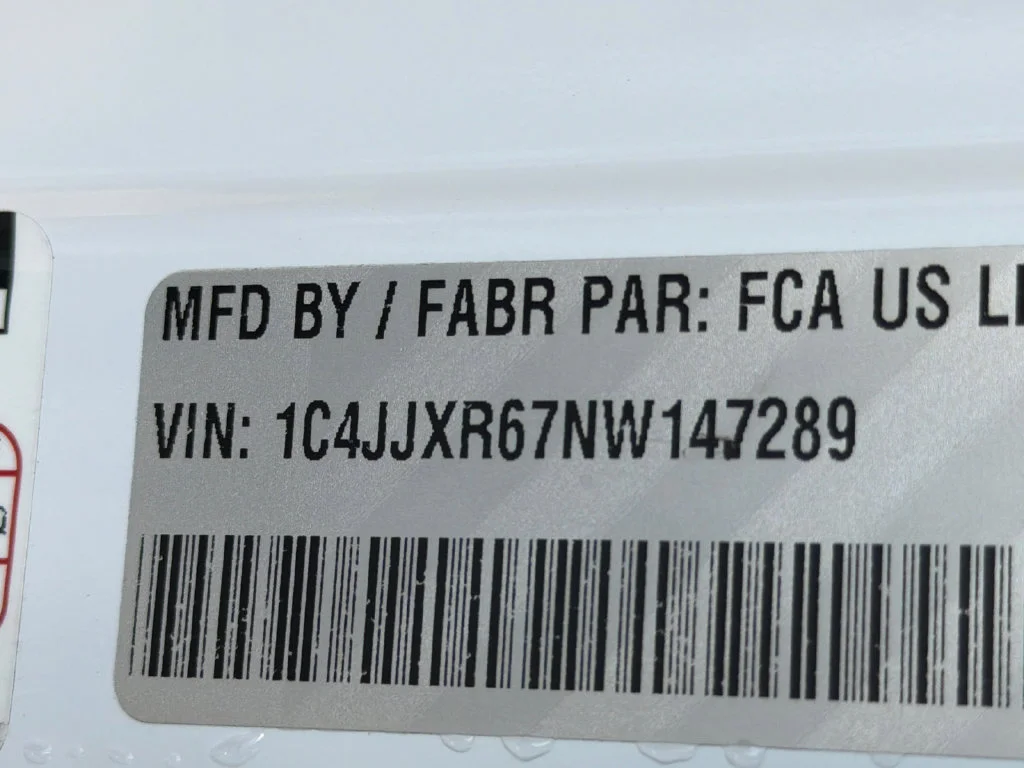 Used 2022 White/off-white Jeep Unlimited Rubicon 4xe image 32