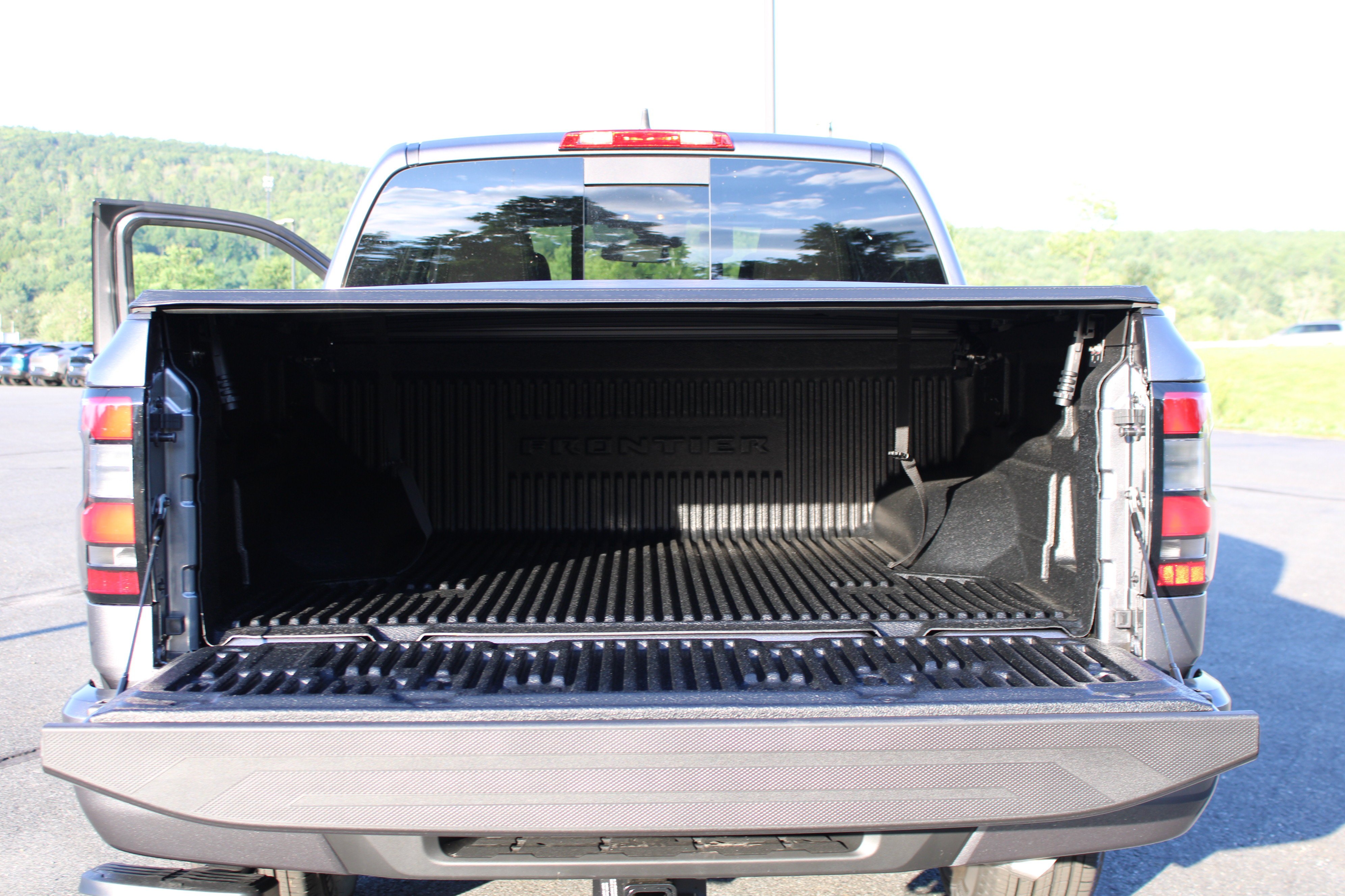 New 2026 Gun Metallic Nissan Crew Cab SV image 9