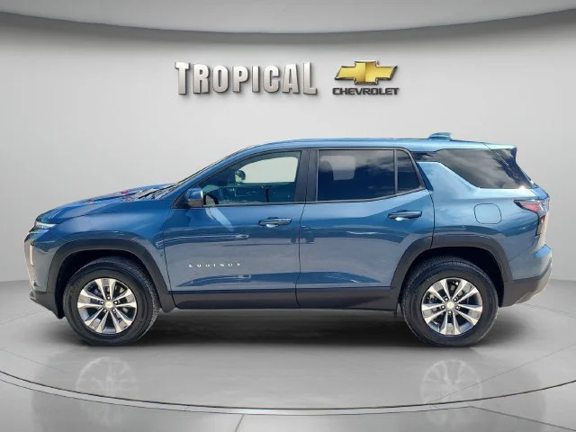 Used 2026 Lakeshore Blue Metallic Chevrolet LT image 2