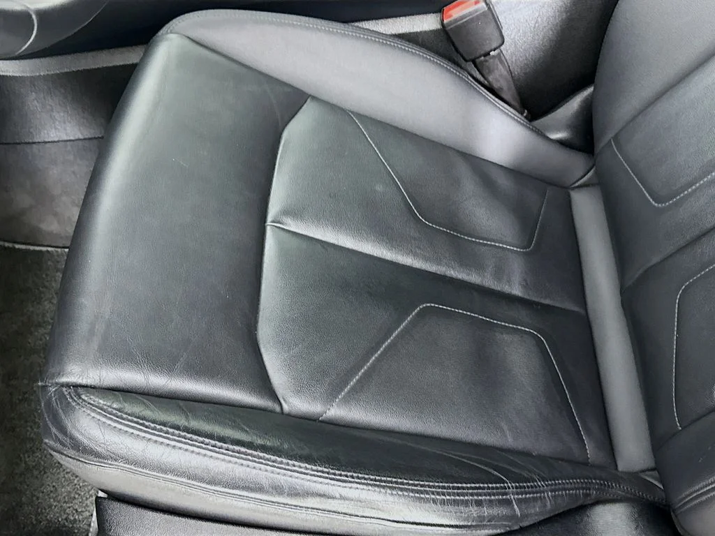 Used 2019 Mythos Black Metallic Audi 2.0T Premium Plus image 19