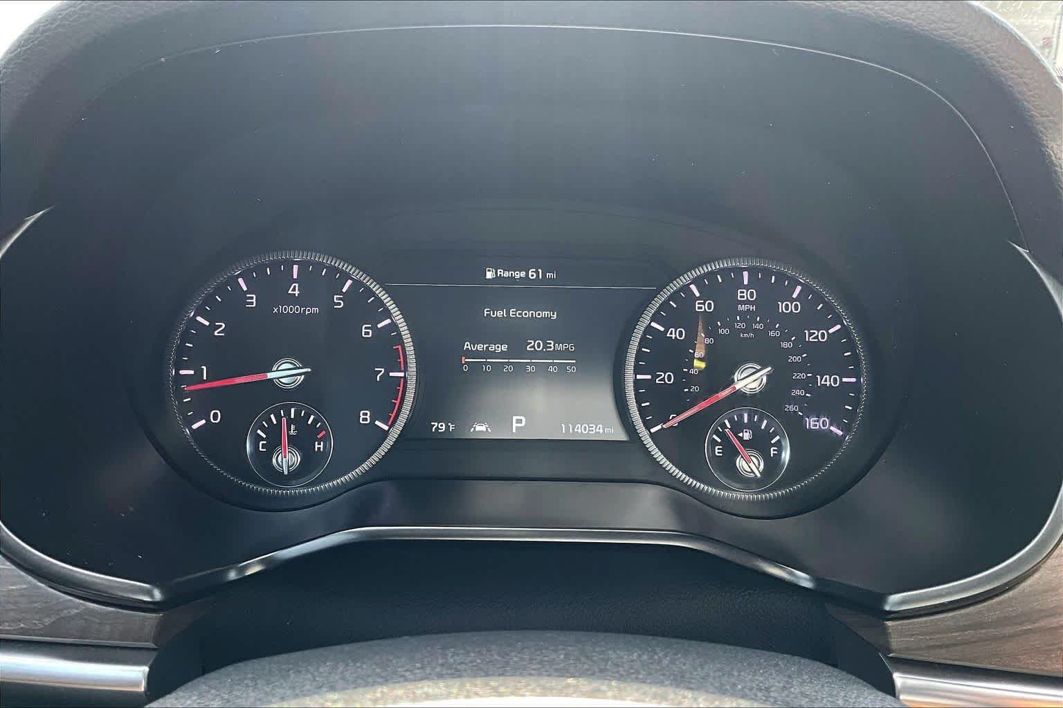 Used 2020 Dark Moss Kia SX image 24