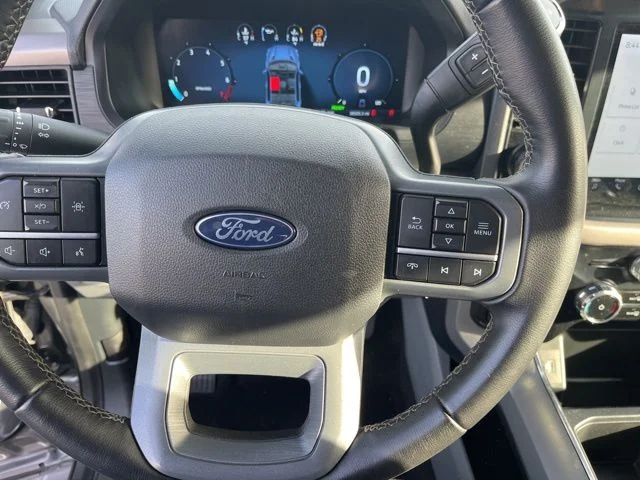 Used 2024 Gray Ford XLT image 16
