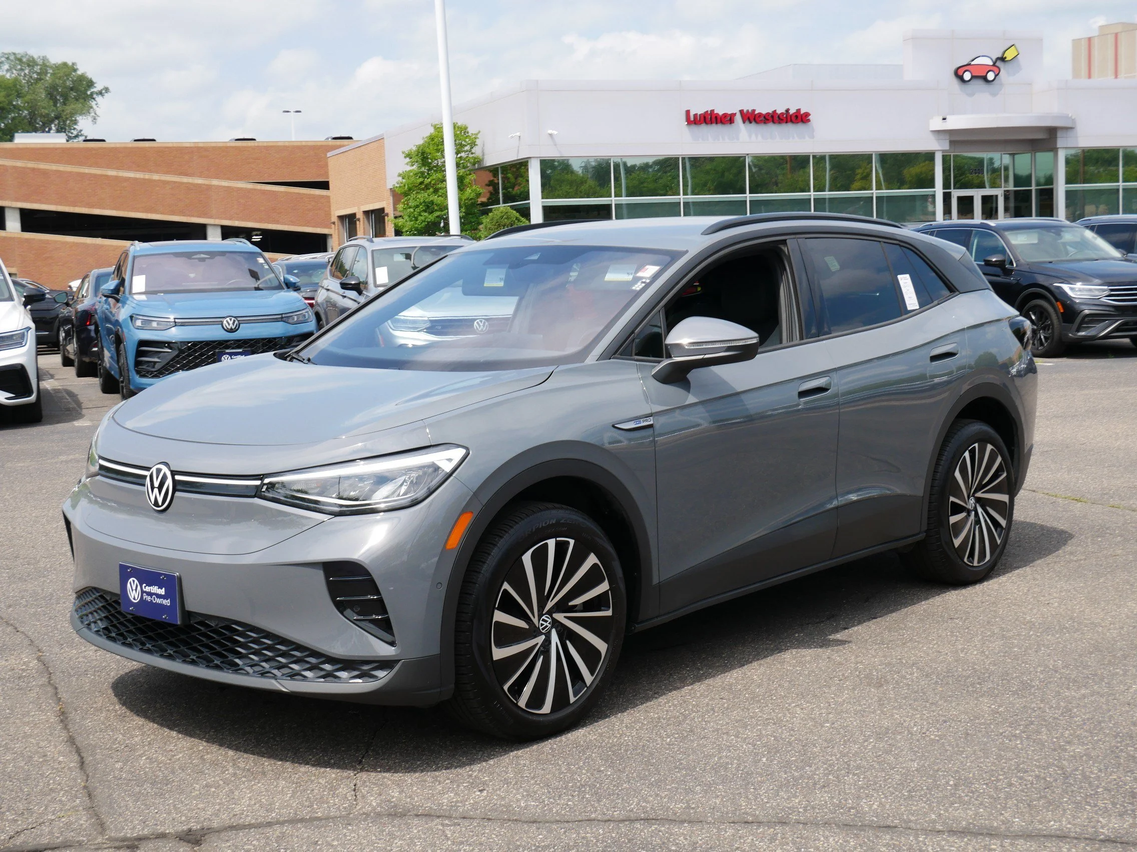 Certified Used 2025 Pure Gray Volkswagen Pro image 3