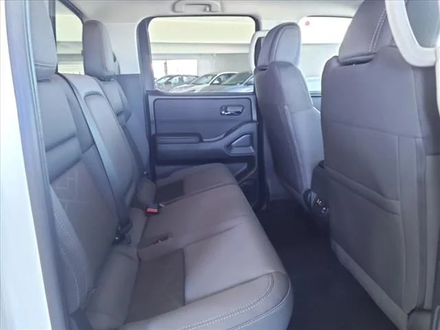 New 2025 Glacier White Nissan Crew Cab SV image 7