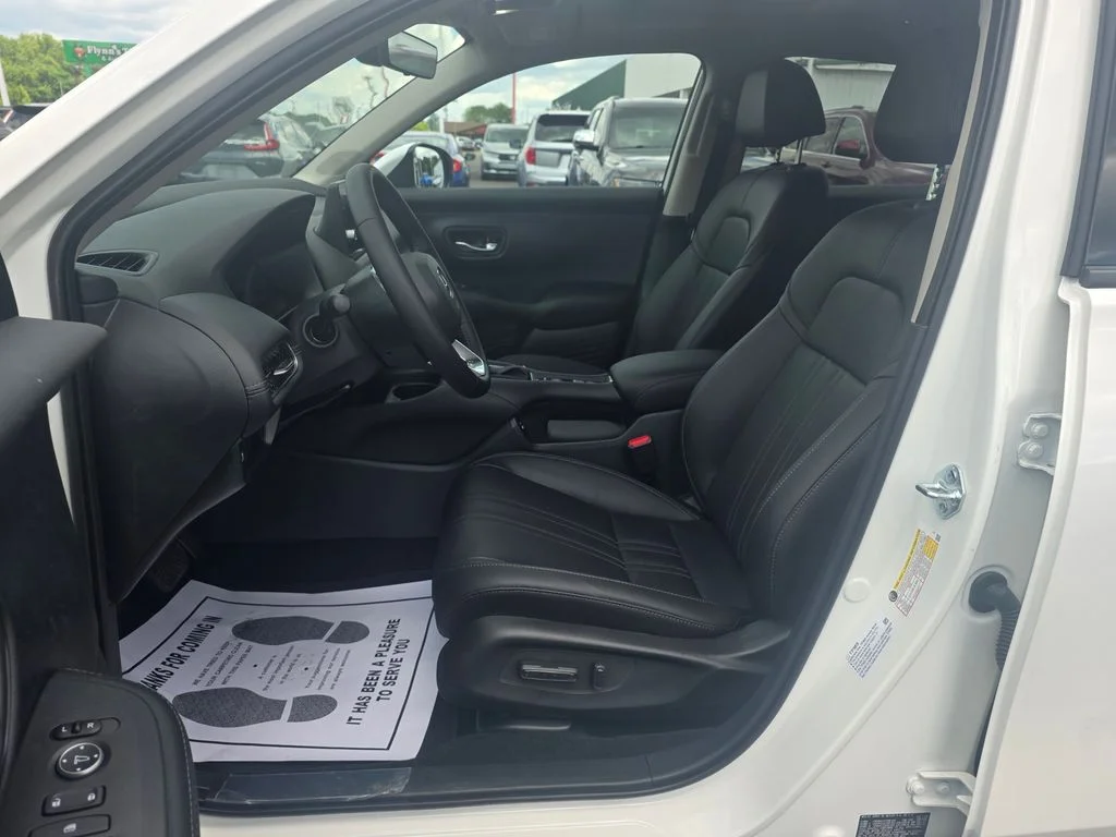 New 2027 Platinum White Pearl Honda EX-L image 9