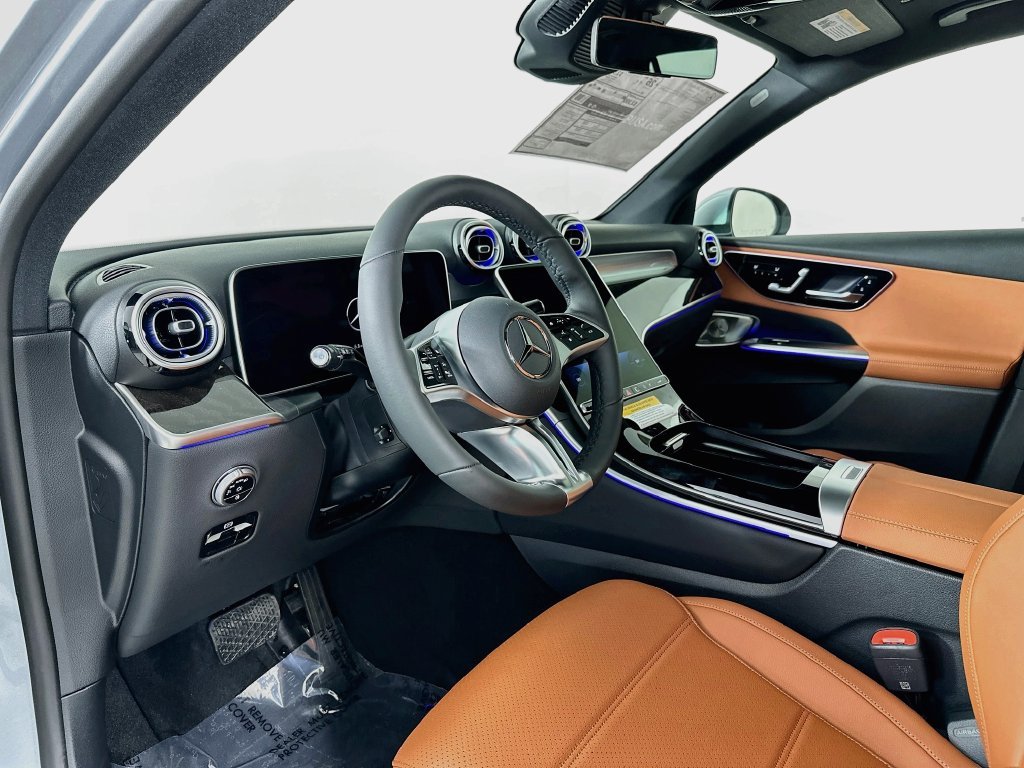 New 2027 Cirrus Silver Metallic Mercedes-Benz GLC 300 image 9
