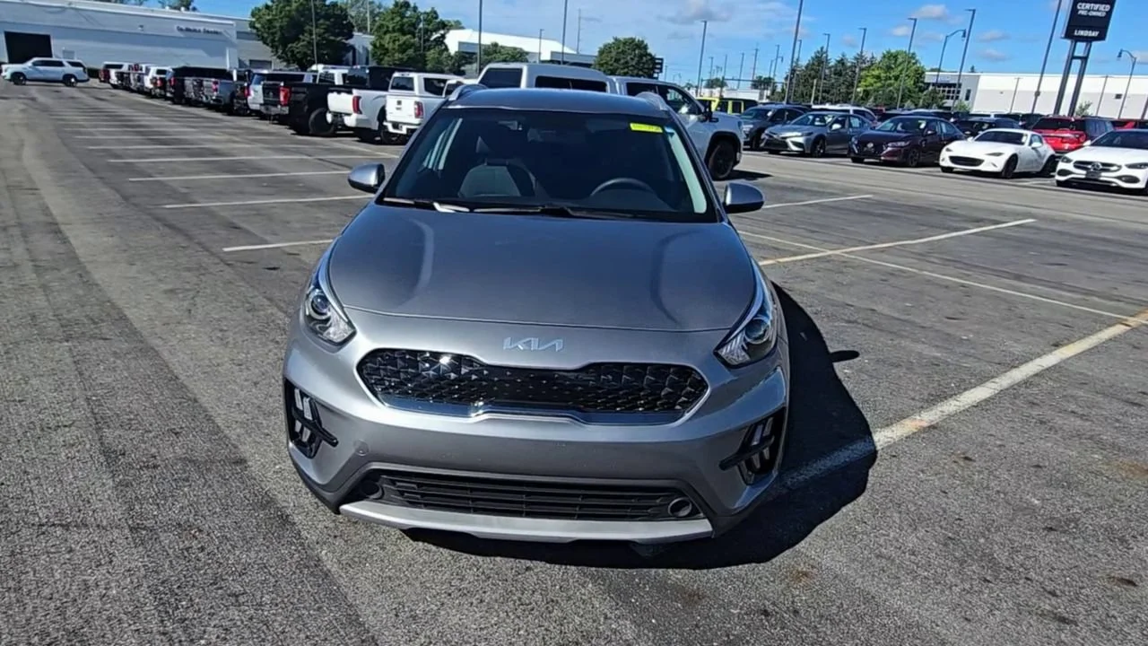 Used 2022 Gray Kia LX image 3