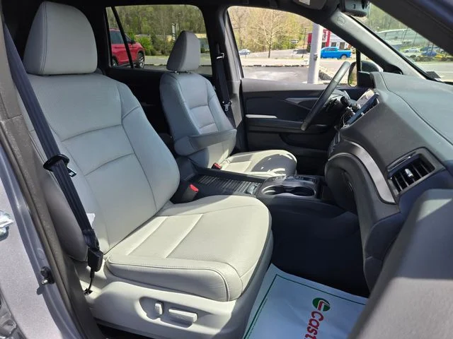 Used 2023 Silver Honda EX-L image 22