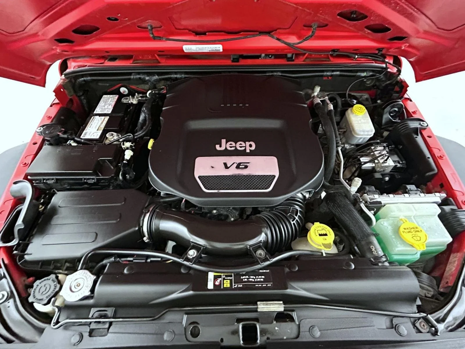 Used 2017 Red Jeep Unlimited Sport image 25