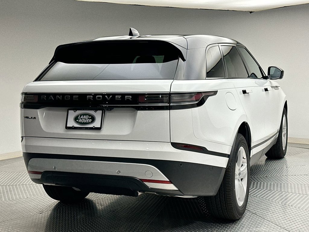Used 2026 Fuji White Land Rover S image 3