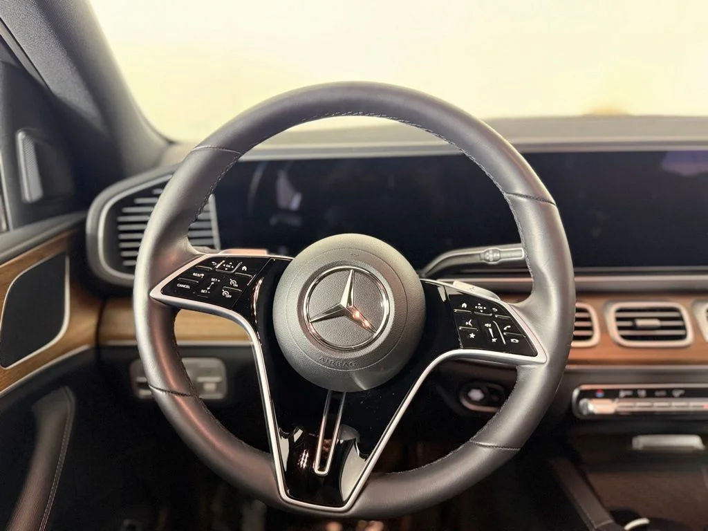 Used 2025  Mercedes-Benz GLE 350 image 7