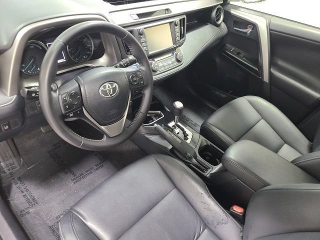 Used 2016 Classic Silver Metallic Toyota Limited image 25