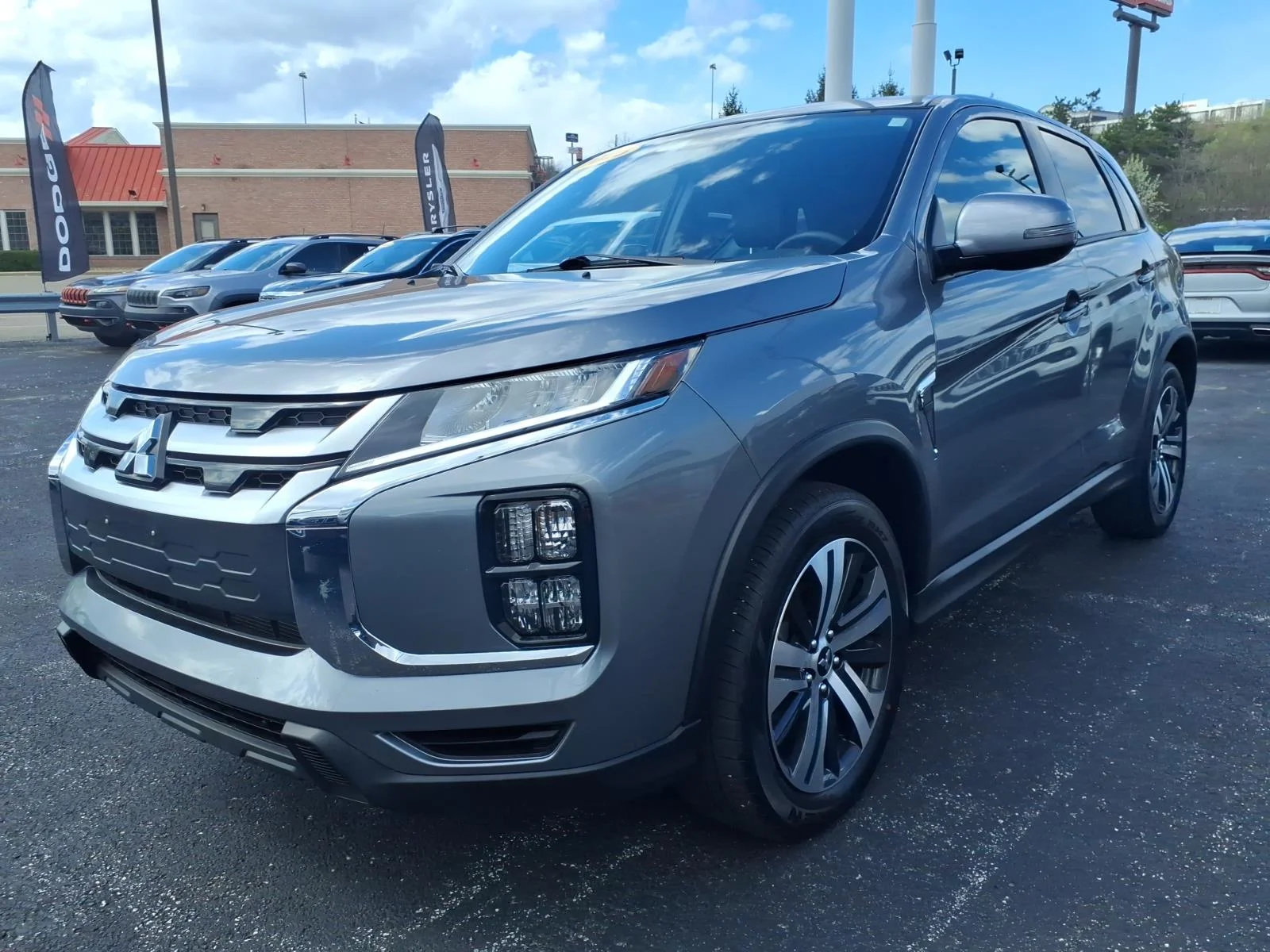 2025 Mitsubishi Outlander Sport SE