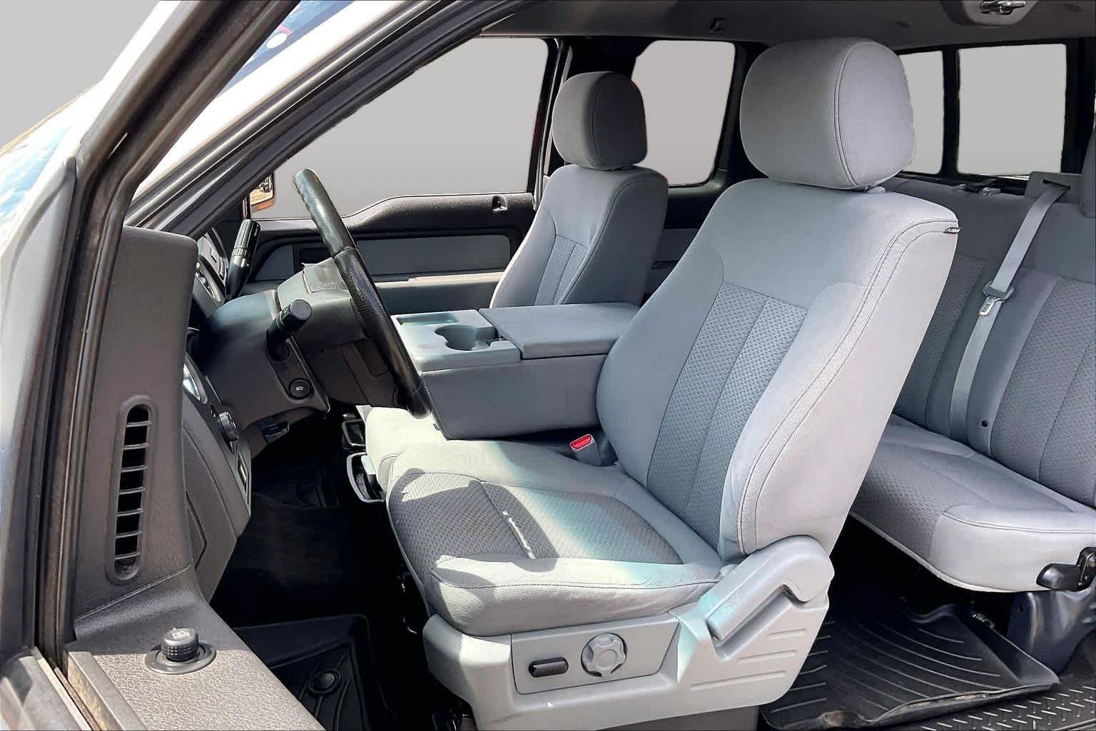 Used 2012 Ingot Silver Metallic Ford XLT image 7