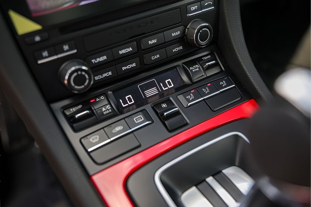 Used 2018 Red Porsche GT3 image 24