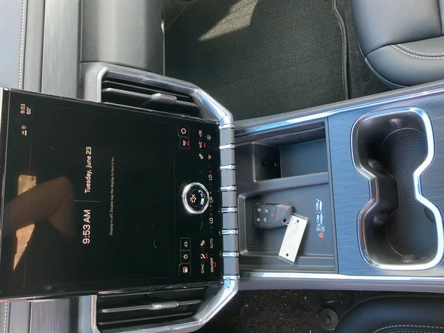 2026 GMC Acadia Elevation - Photo 16