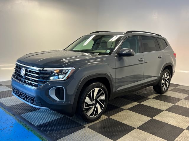 New 2026 Gray Volkswagen 2.0T SE w/Technology image 3