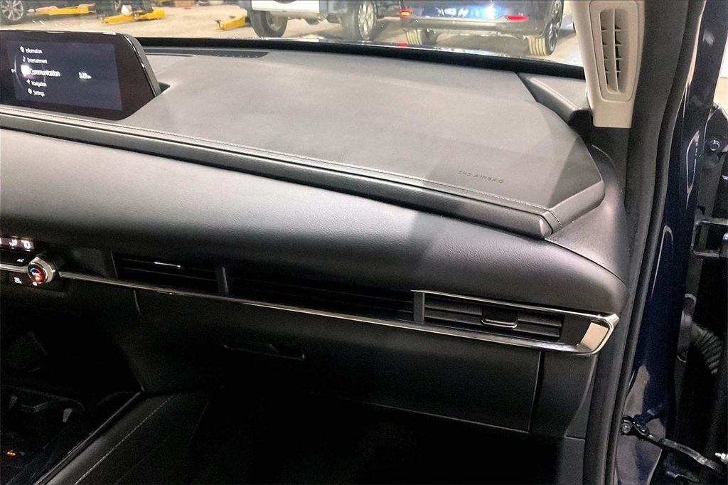 2023 MAZDA CX-30 - Image 15