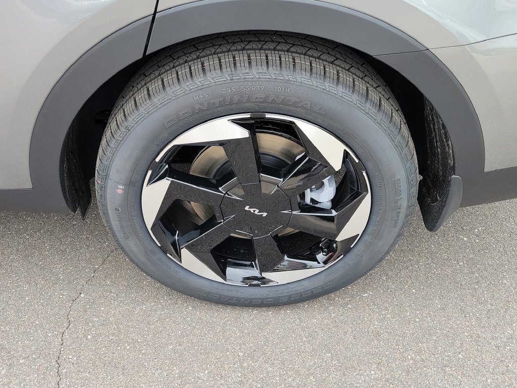 New 2026 Steel Gray Kia EX image 40