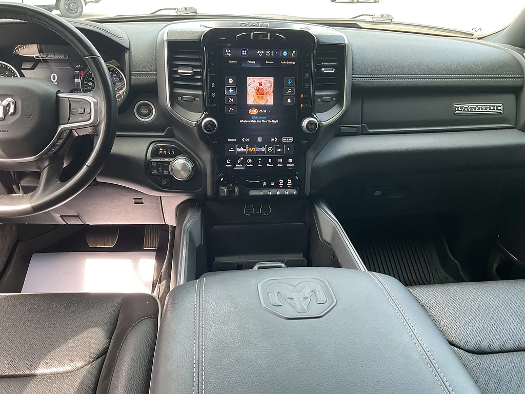 Used 2024 Diamond Black Crystal Pearl Coat Ram Laramie image 12