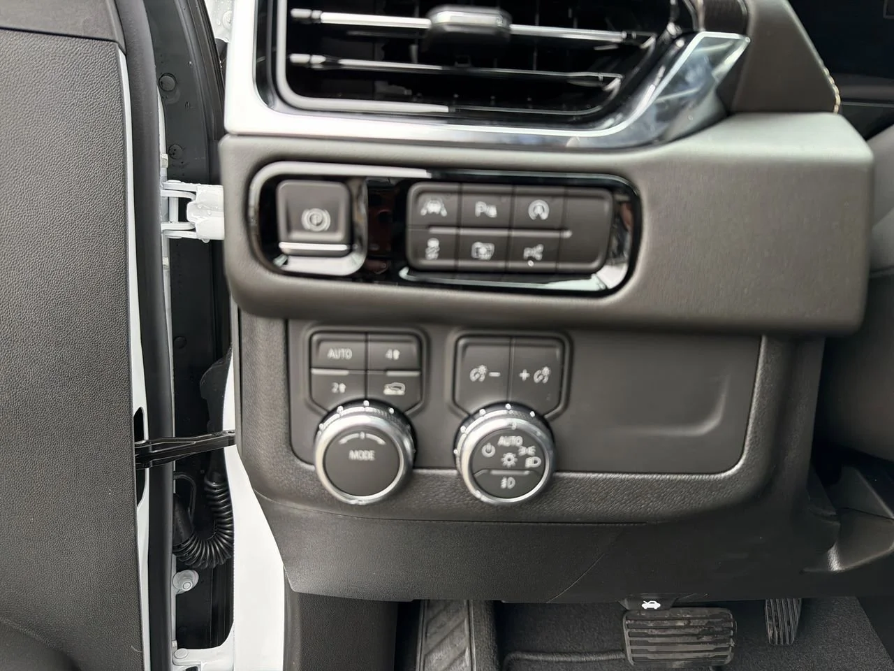 Used 2026 Summit White GMC Elevation image 15