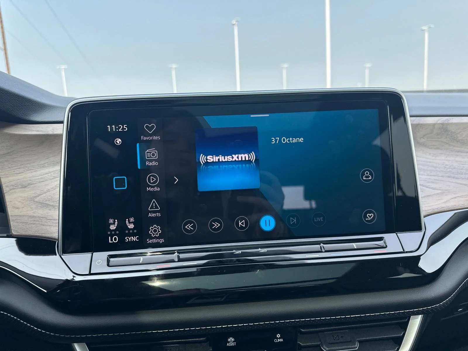 2026 Volkswagen Atlas SE w/Tech - Photo 56