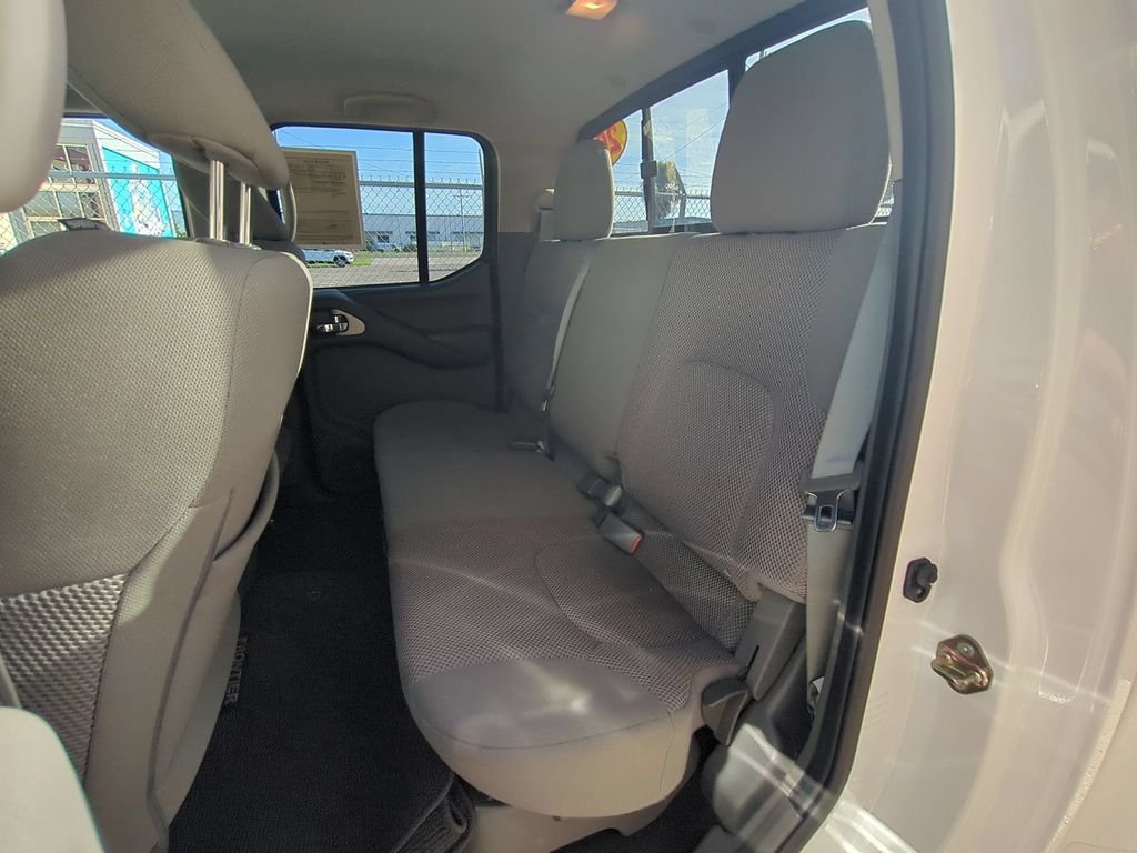 2019 Nissan Frontier SV - Photo 14