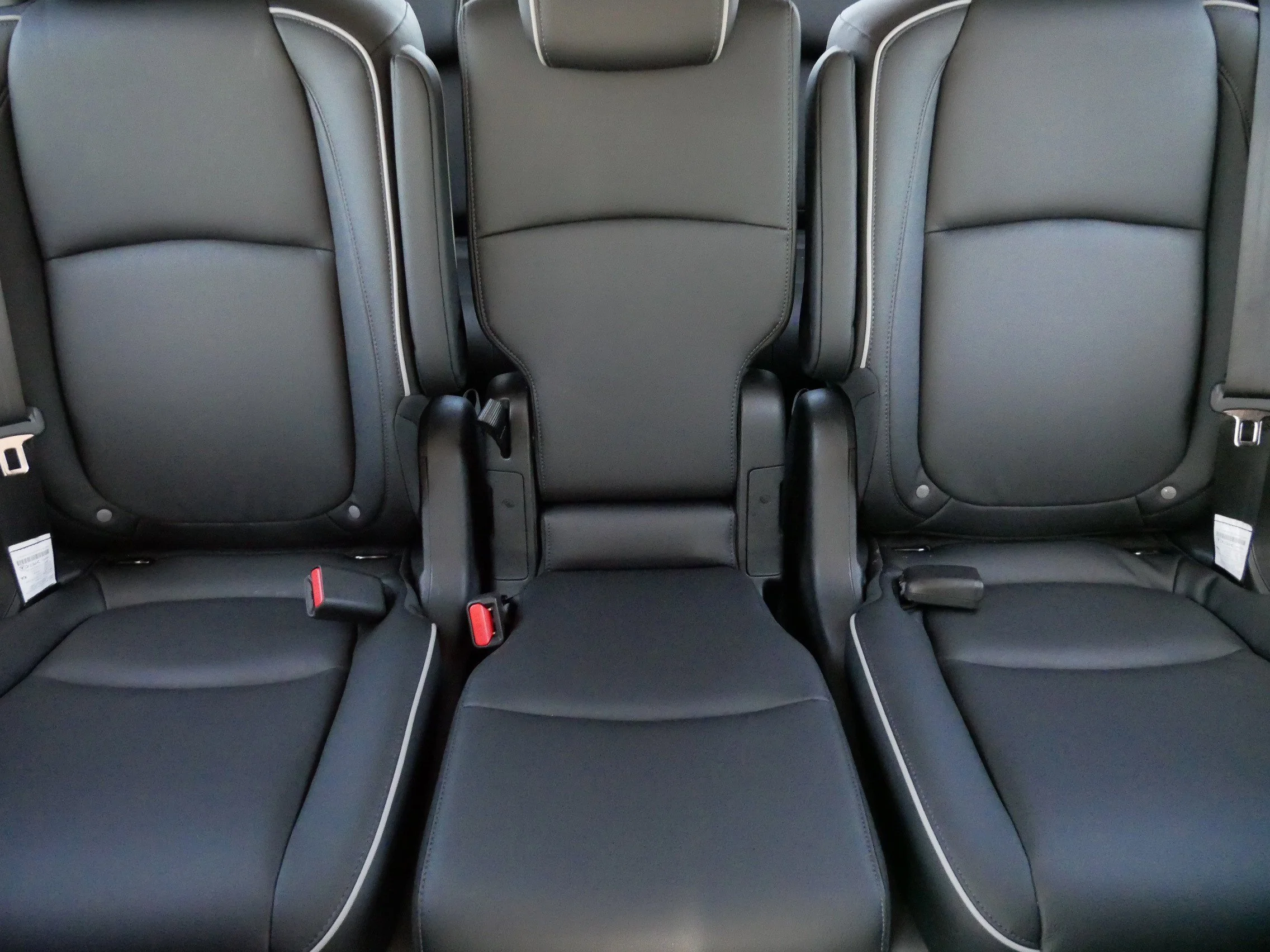 Certified Used 2026 Sonic Gray Pearl Honda Touring image 13