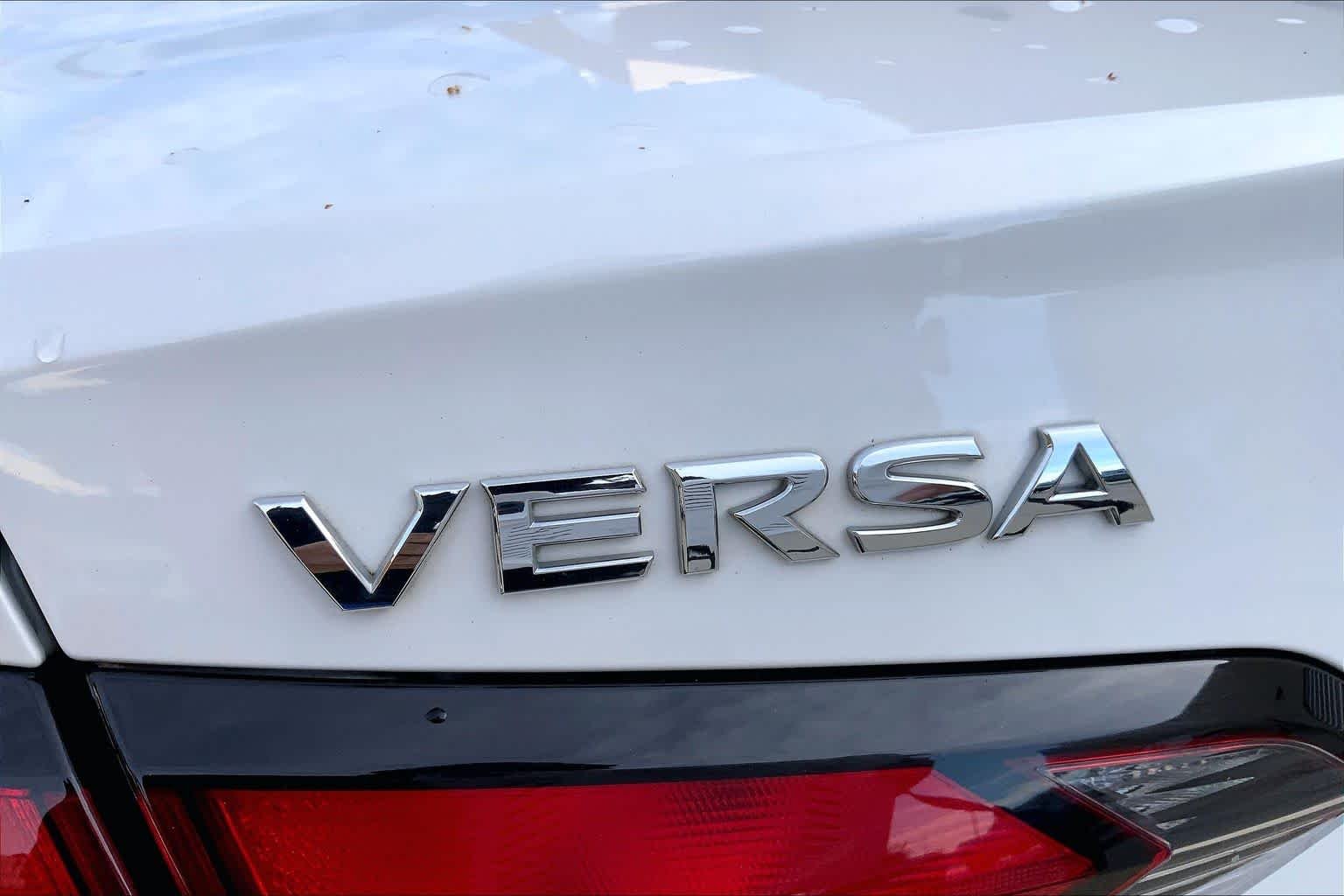 Used 2024 Aspen White Tricoat Nissan SV image 33