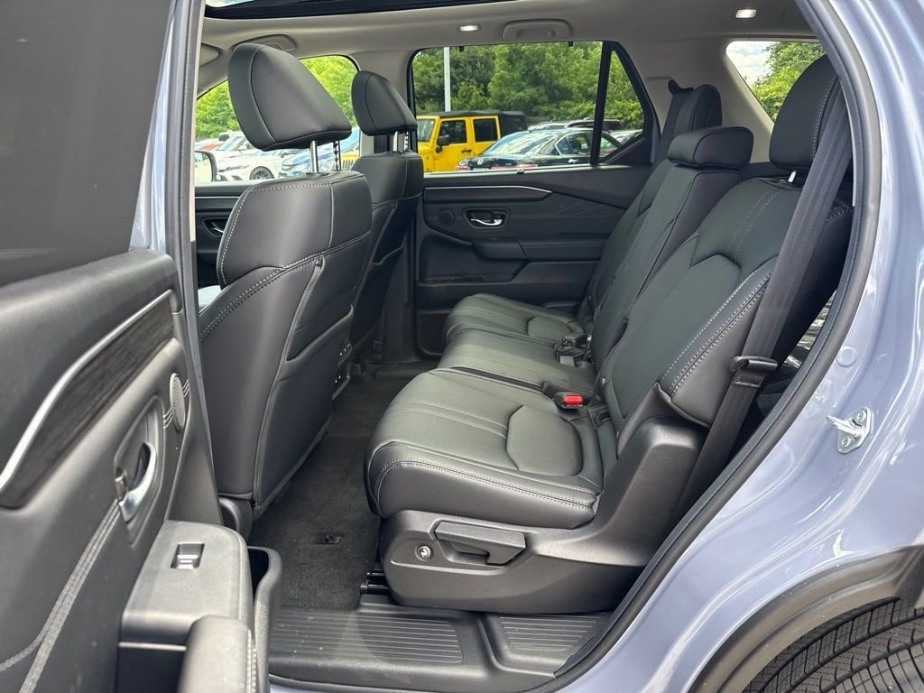 Used 2026 Gray Pearl Honda Touring image 10