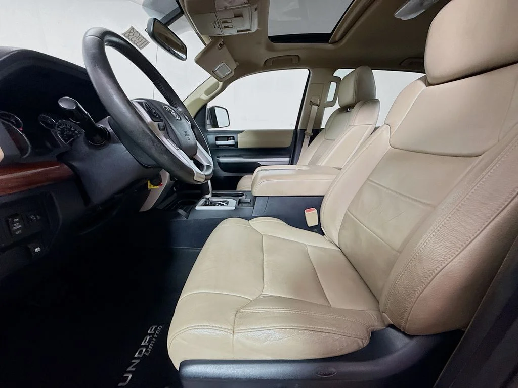 Used 2016 Barcelona Red Metallic Toyota LTD image 22