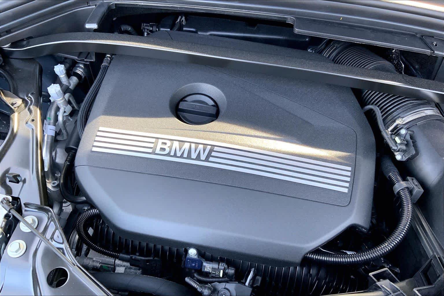 Used 2026 Storm Bay Metallic BMW xDrive28i image 17