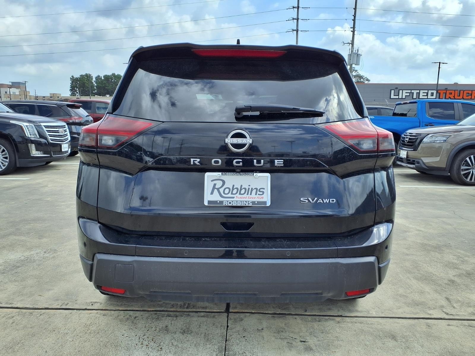 2024 Nissan Rogue SV Black at Robbins Nissan