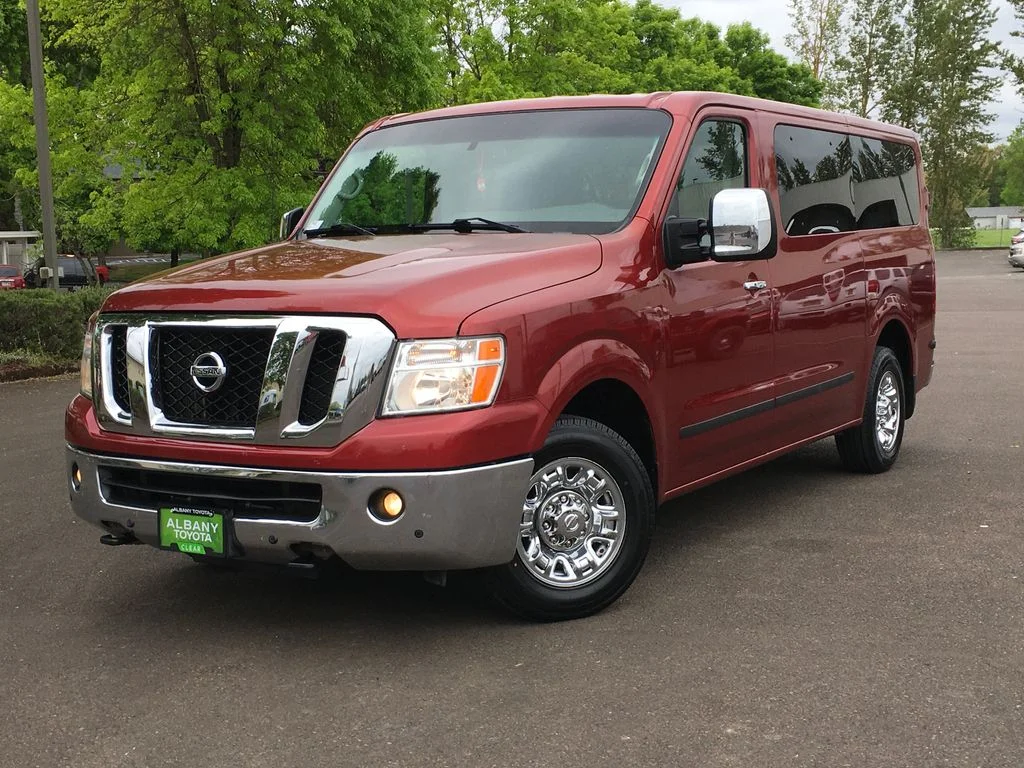 2018 Nissan NV 3500 SL V8's photo