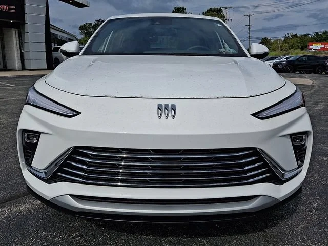 New 2026 Summit White Buick Preferred image 2